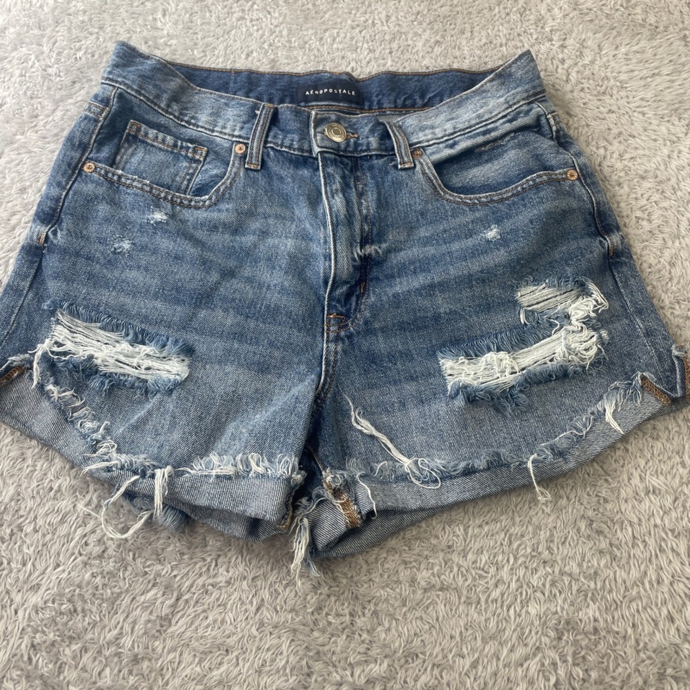 Aeropostale Mom Shorts Womens 10 Blue Distressed High Waisted Denim Frayed Hem